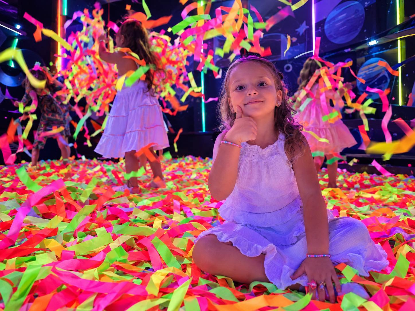 Neon disco (Неонова дискотека)