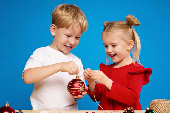 Створення ялинкових іграшок